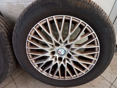 Fotogalerie Original alu Alfa Romeo 159 R16 sada M50